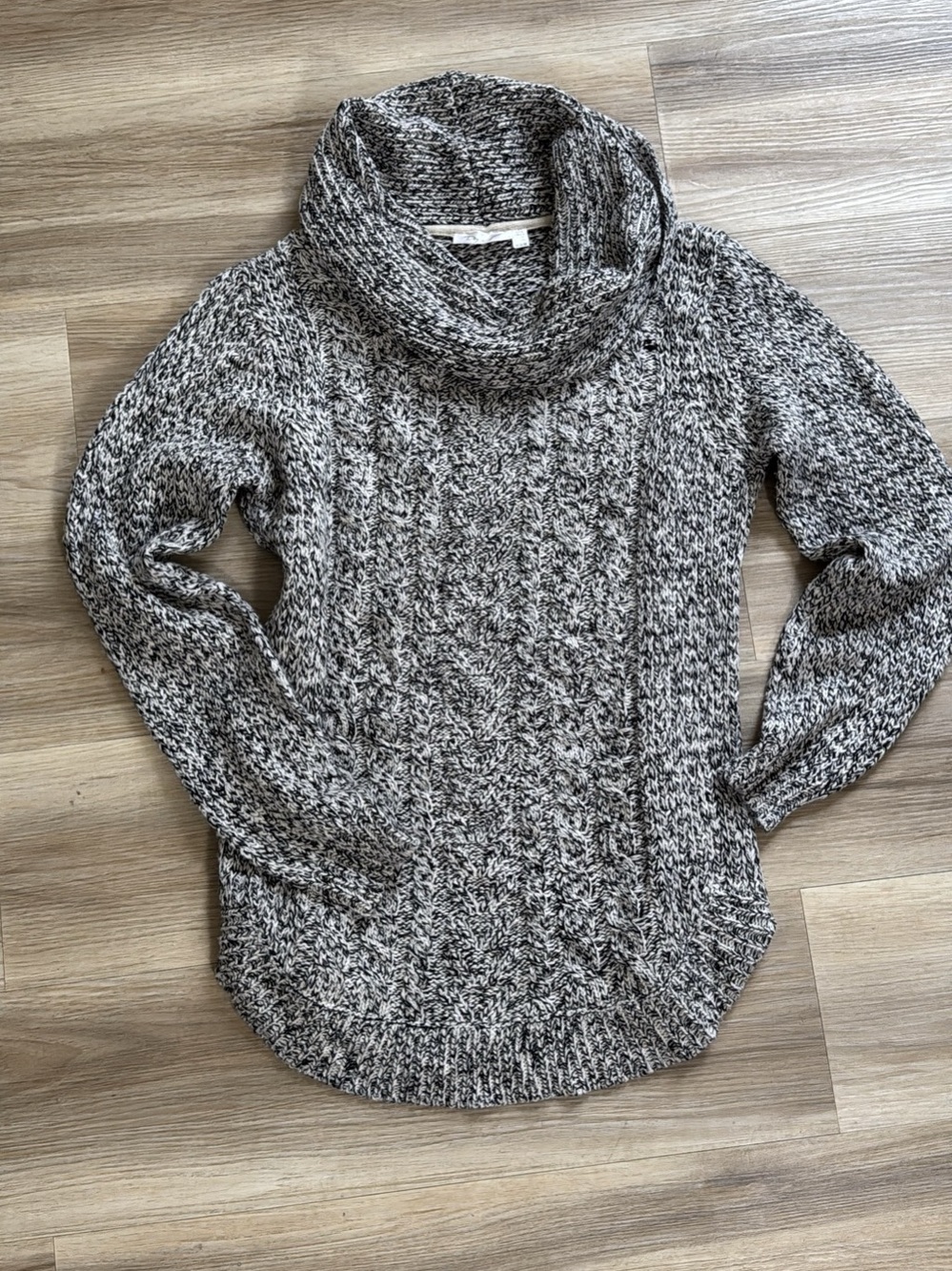 RD Style Harriette Cowl Neck Cable Knit Sweater Black & White Medium
